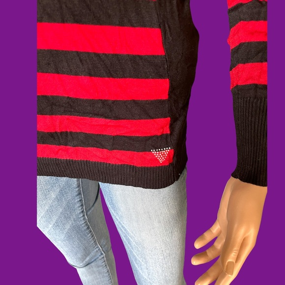 Guess Red black knit top - Picture 2 of 5
